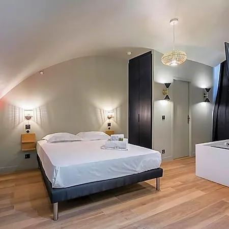 Hodinový hotel Romantique Balneo Centre *